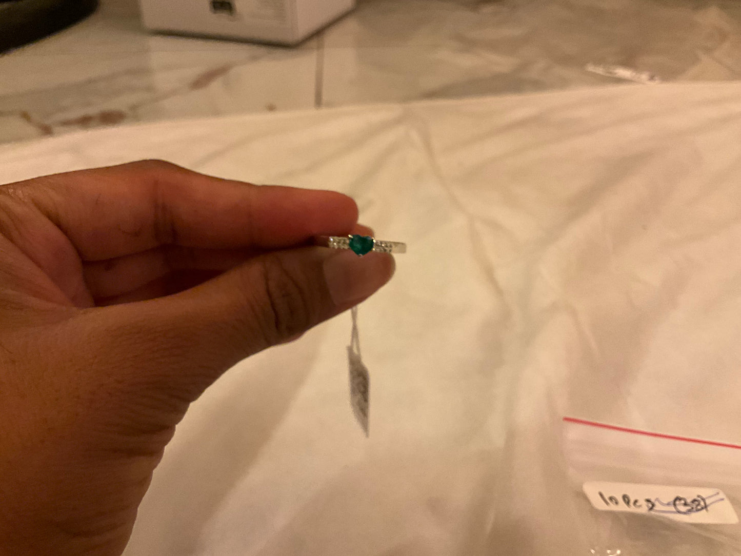 Heart-Shaped Emerald Ring with Square Diamond Accent – 4mm