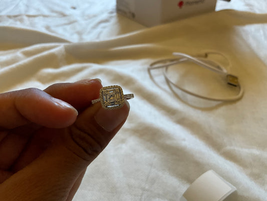 DIAMOND RING 13