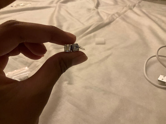 DIAMOND EARRING 2